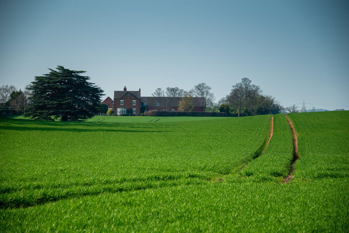 UK inheritance tax relief threshold to rise to £2.5m from April 2026