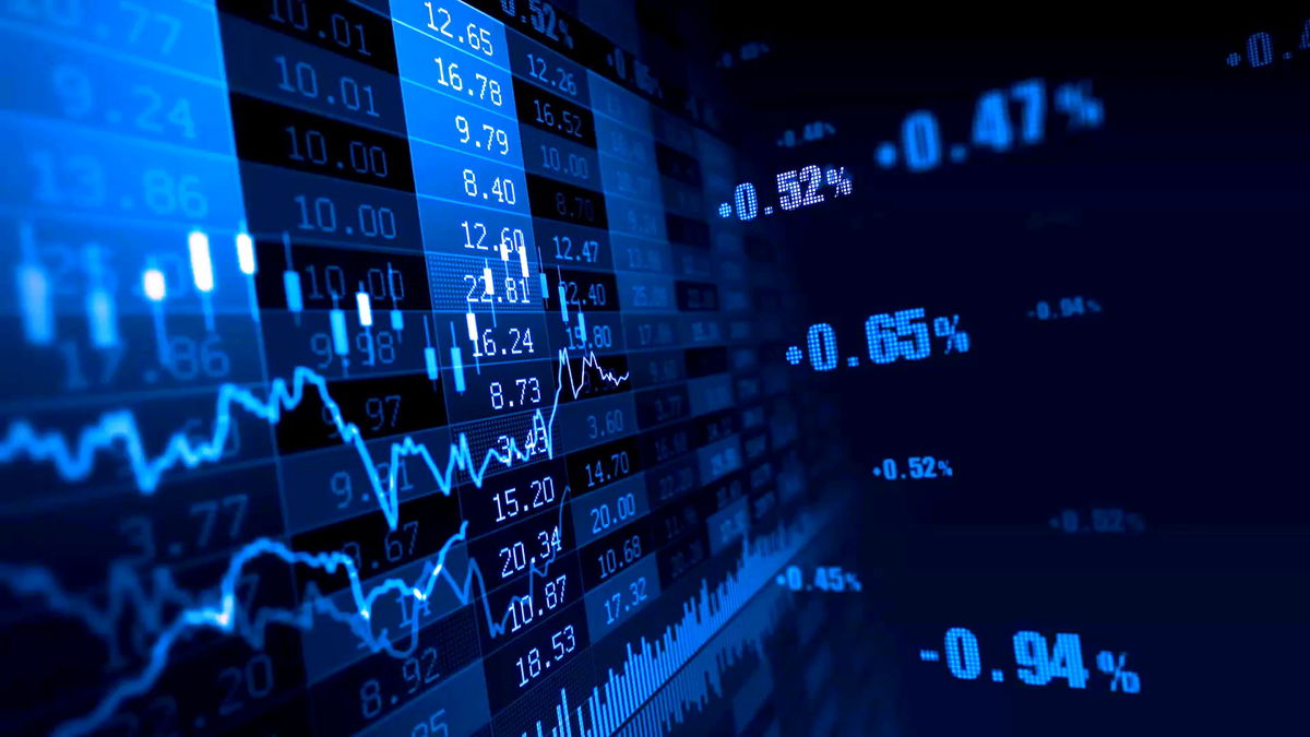 Currency outlook: Pound rocked by budget uncertainty, US dollar pressured by dovish Fed bets