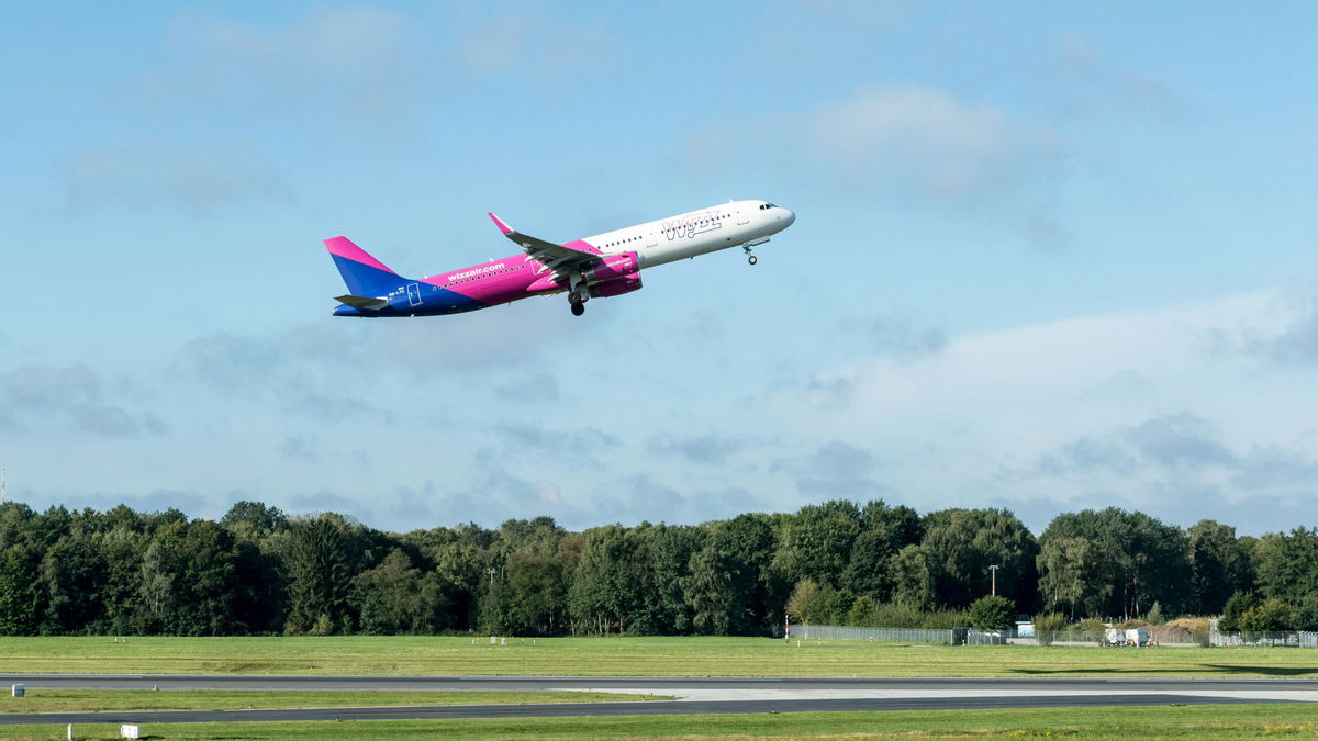 Wizz Air to add new route linking London Gatwick with Valencia in 2026