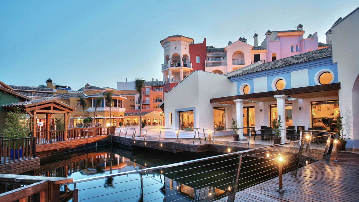 Murcia resort backs short-term tourist rentals after unanimous vote