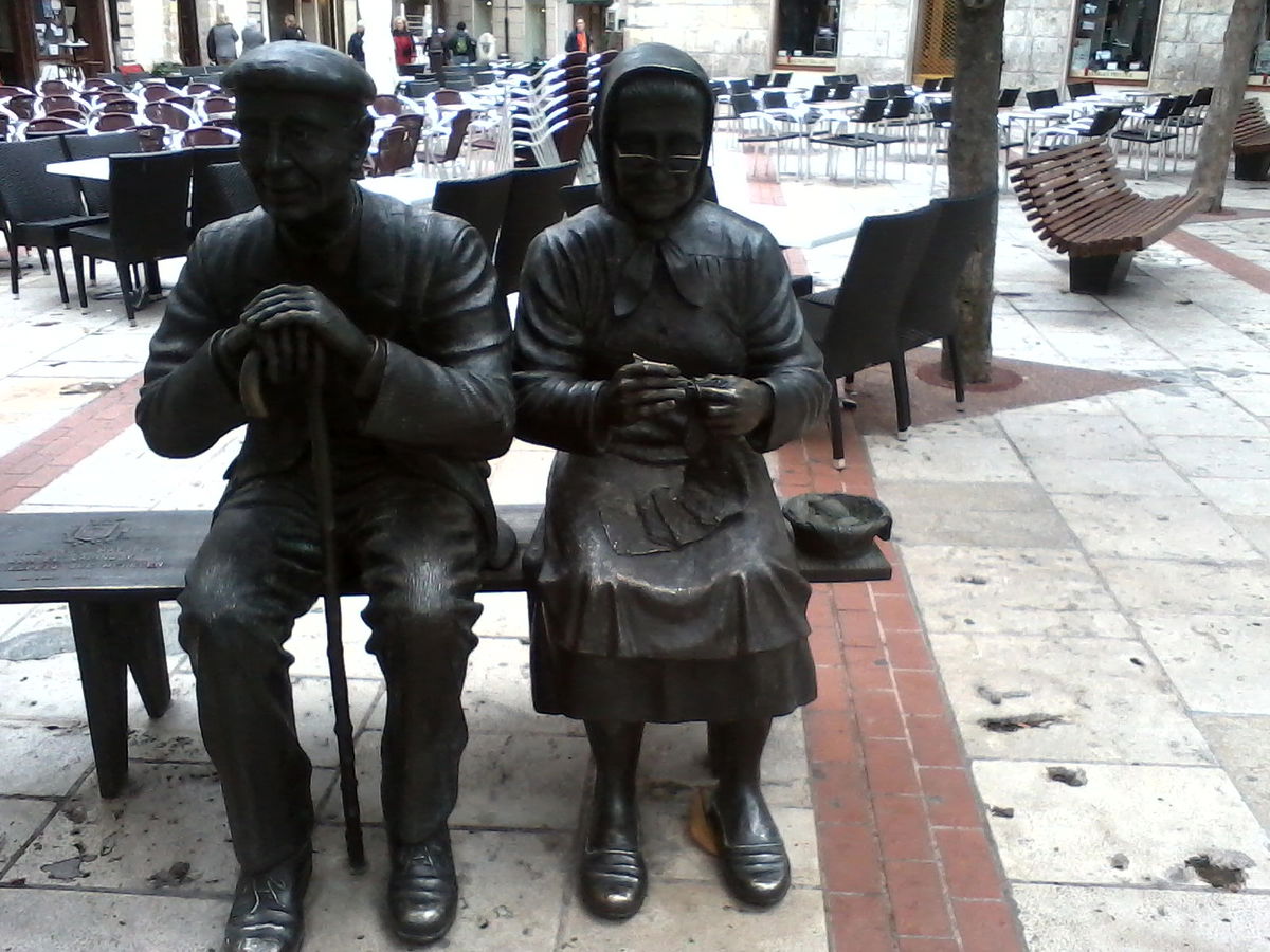 Javea course highlights the vital role of immigrant women in caring for Spain’s elderly