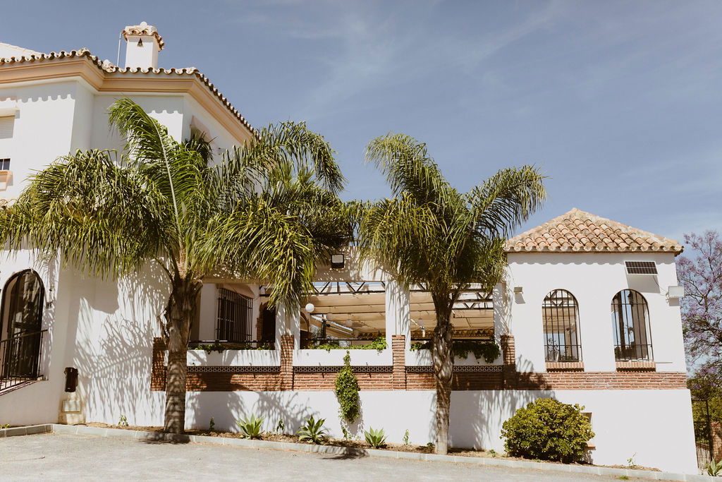 Love, embers & Andalusian evenings