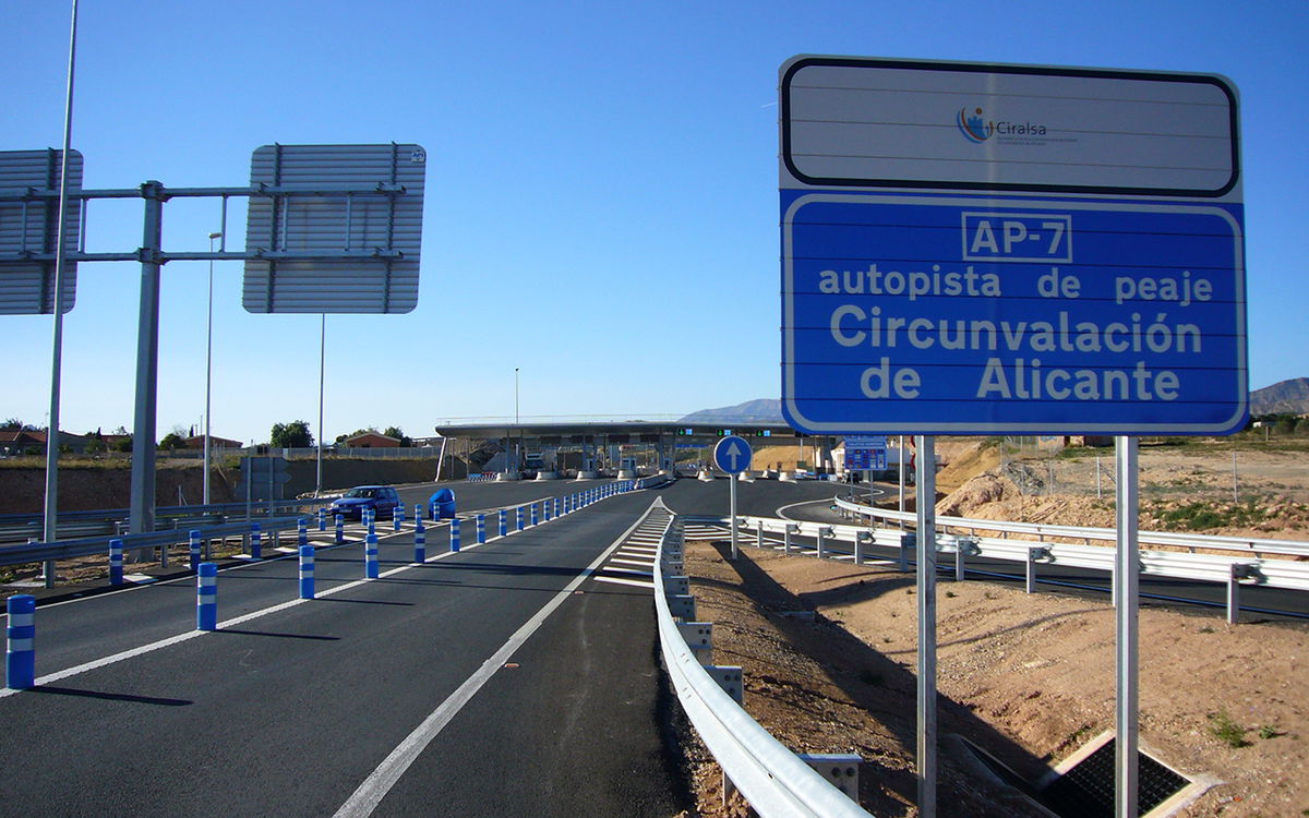 Shaken but smiling: British driver, 82, escapes unhurt after mountain crash in Spain