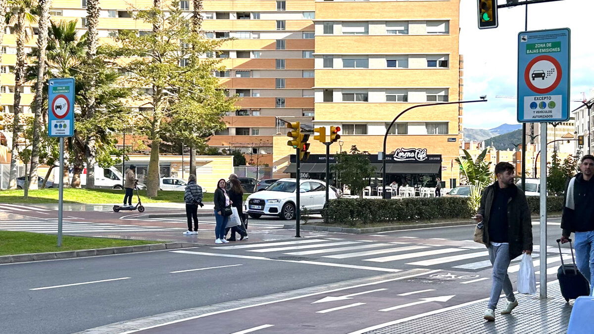 Malaga politicians propose way to fine foreign cars entering city’s low-emission’s zone.