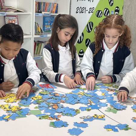 A British curriculum with a multilingual perspective.