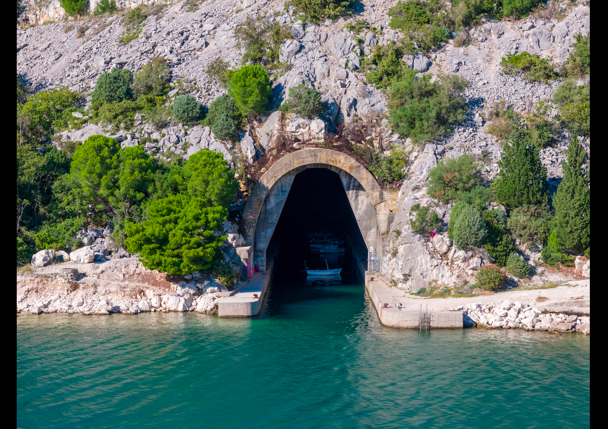 Norway’s billion-euro ship tunnel hits the rocks