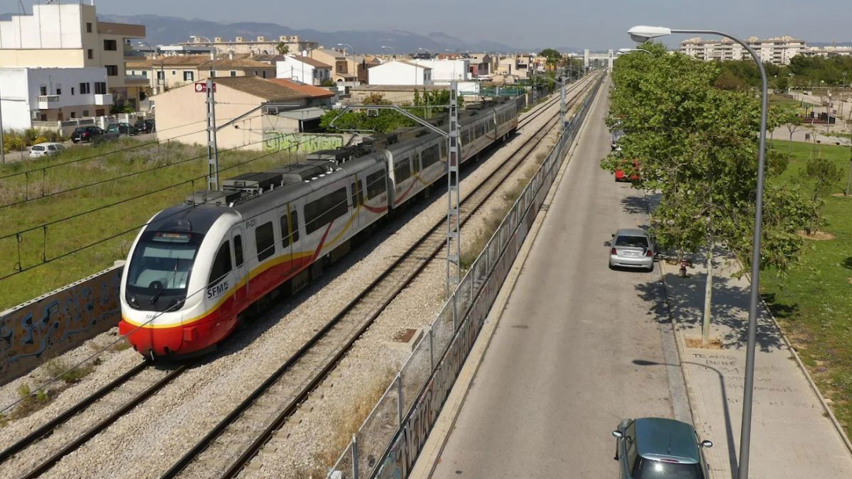 Mallorca rail workers vote for partial strikes to push for better safety standards