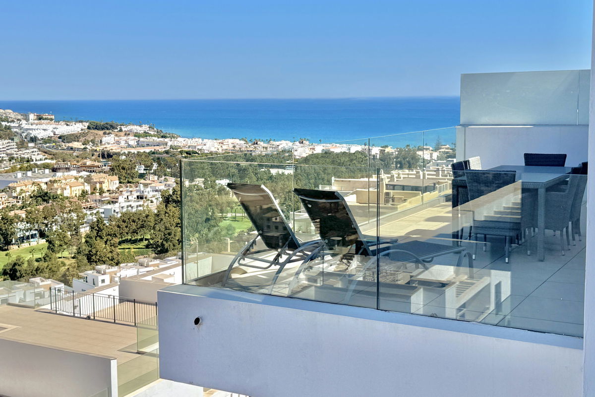 TOP248810 2x terraces & sea views