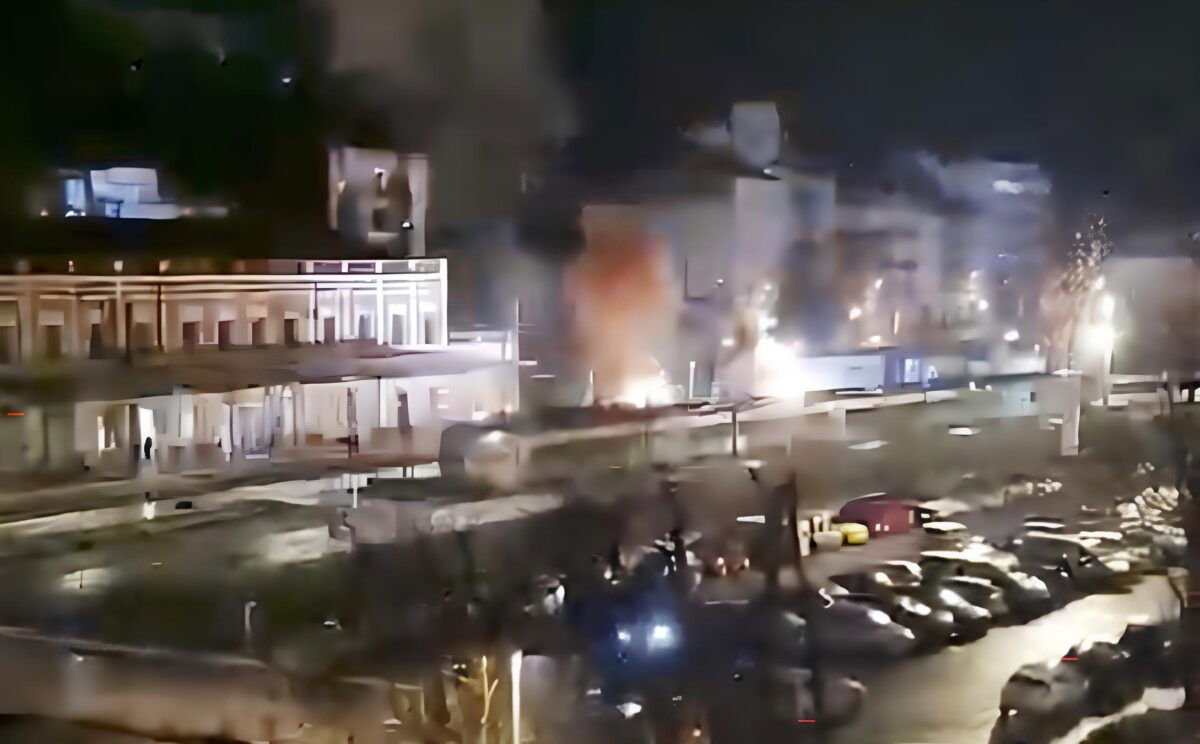 Overhead cable falls on commuter train in Catalonia causing explosions and fire VIDEO