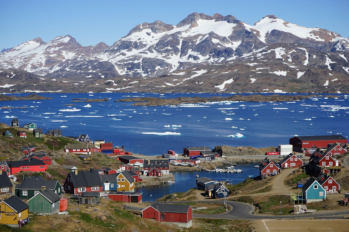 UK ‘considering’ sending troops to Greenland