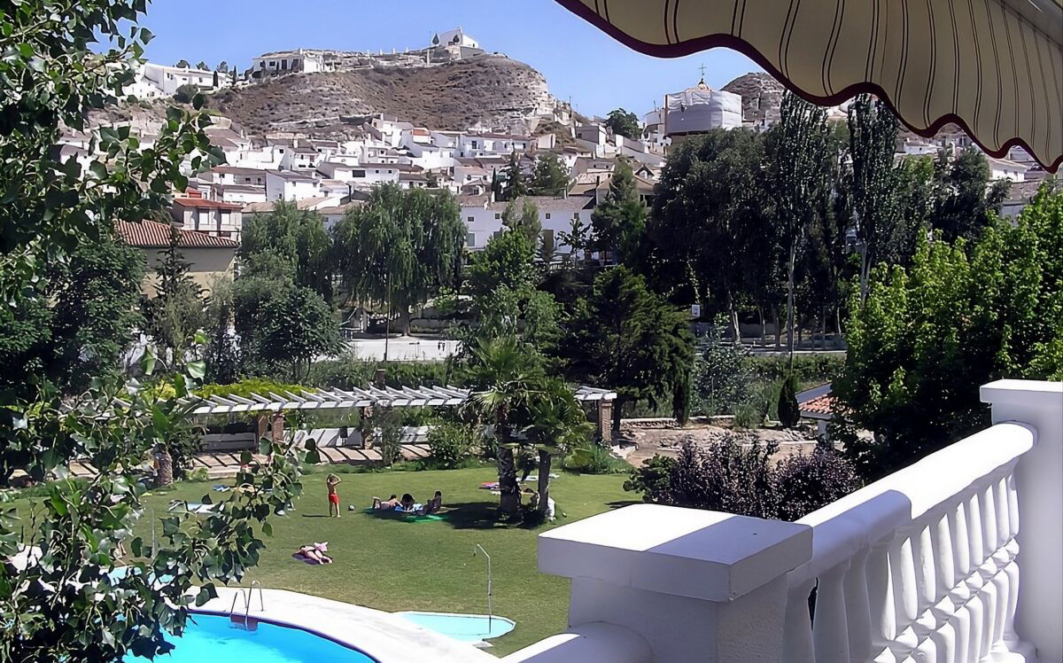 Galera: Small Spanish village with cave houses where 1 in 3 are expats & they want more foreigners