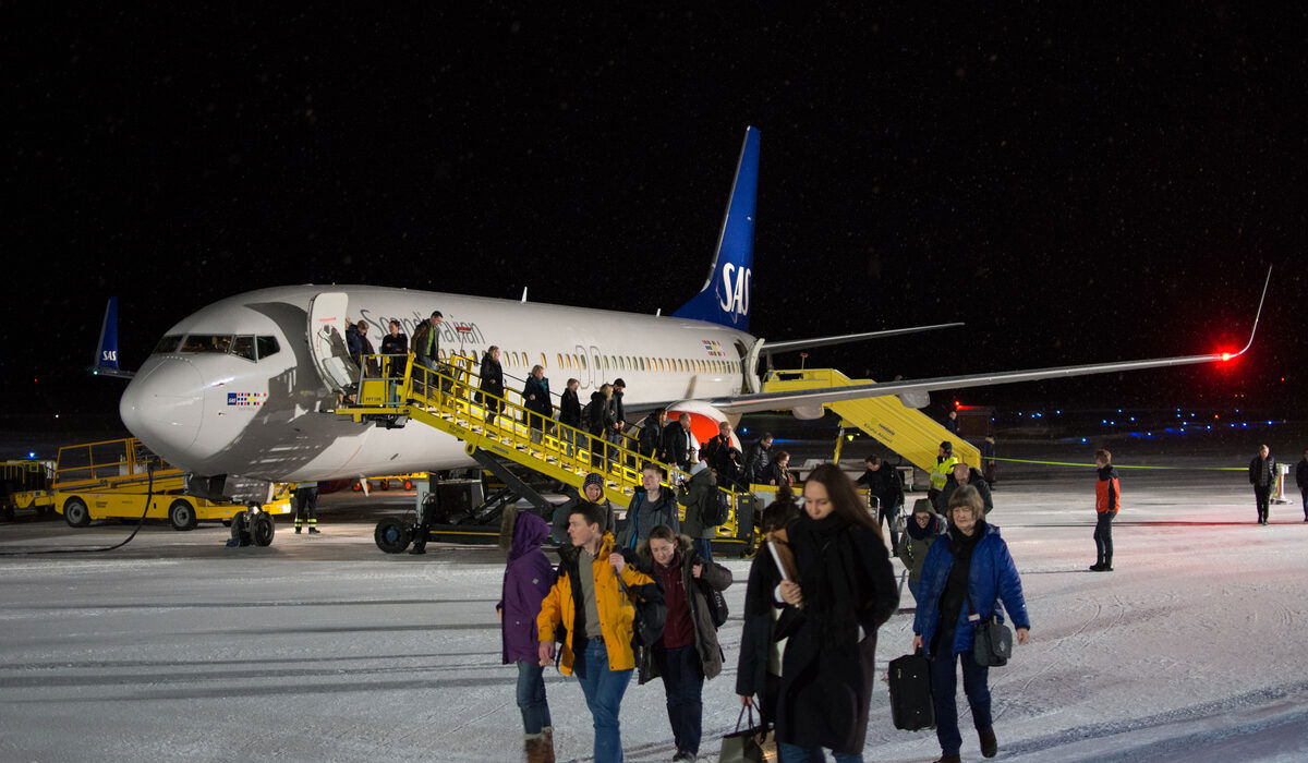 Split-second from disaster: SAS flight tries take off wrong way down taxi lane at Brussels airport