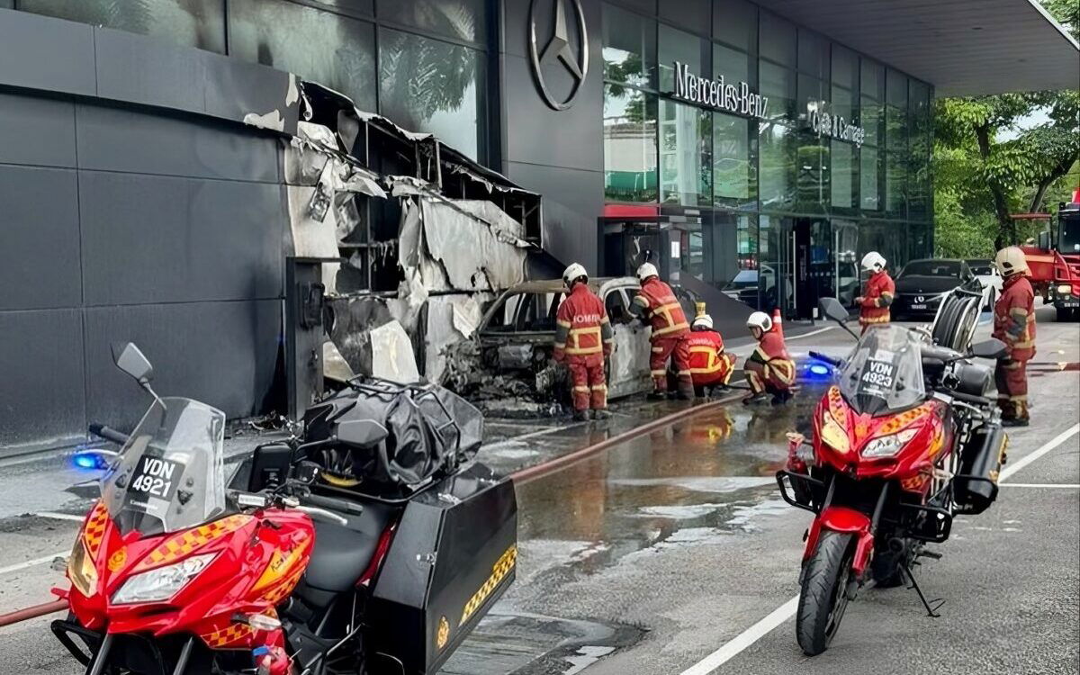 12,000 electric Mercedes cars recalled through fear of battery fire