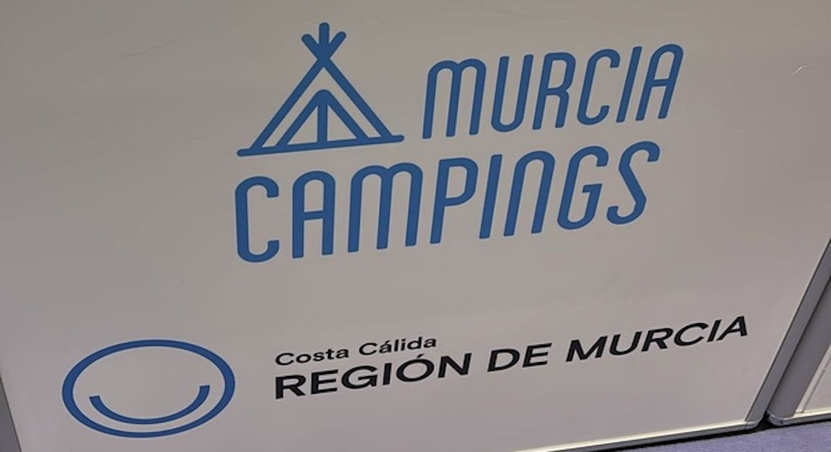 euroweeklynews.com - Natascha Rivera - Murcia boosts camping tourism at UK caravanning fair