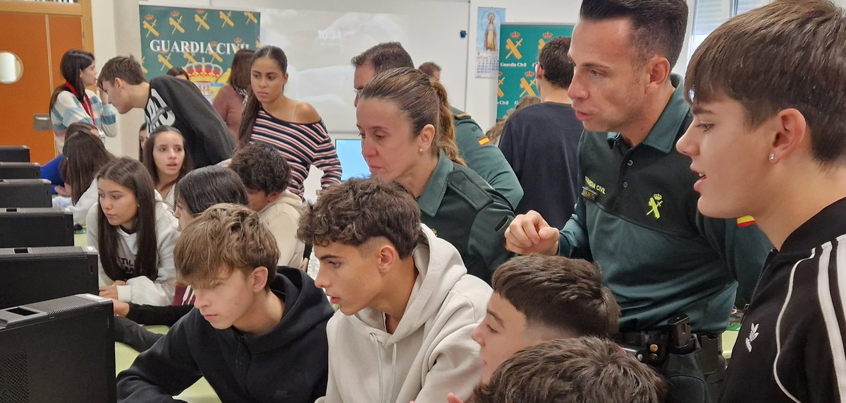 Valencia joins National Cyber League for first time