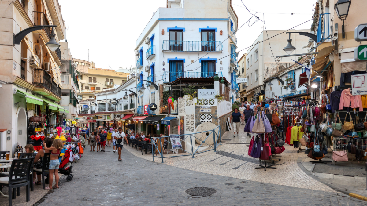 UK surge in bookings for Spanish hols as Middle East becomes off-limits